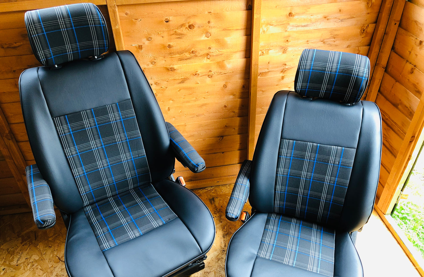 VW T4 Captain Seat Covers